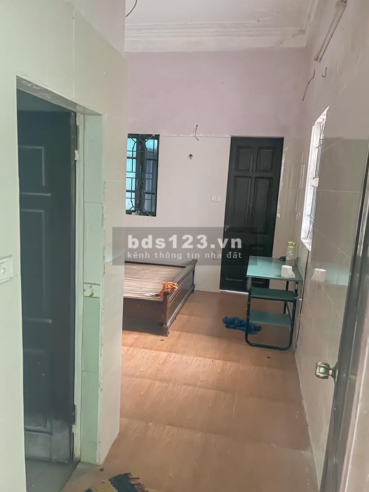 Bán Nhà Quang Trung, dt 60m2 2 tầng, mt 4m, giá nhỉnh 2 tỷ, ô tô đôc cửa, giá bao tốt
