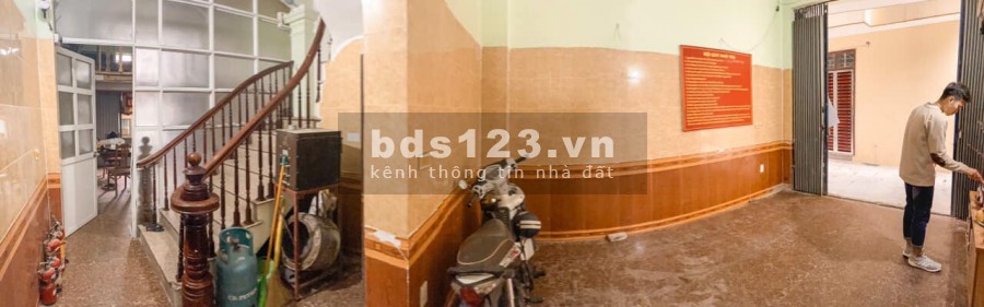 Bán Nhà Quang Trung, dt 60m2 2 tầng, mt 4m, giá nhỉnh 2 tỷ, ô tô đôc cửa, giá bao tốt