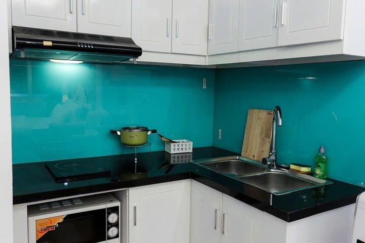 18 ngủ ô tô đỗ cách 40m 7 tầng thang máy doanh thu 65 tr/tháng full phòng giá 7.5 tỷ