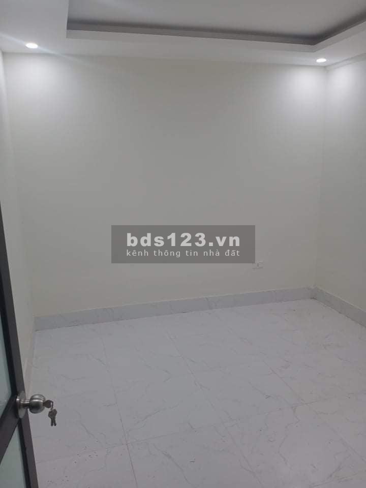 Nhà phố Trần Khát Chân diện tích 30m2 4 tầng mt 5.5m giá bán 1,95 tỷ