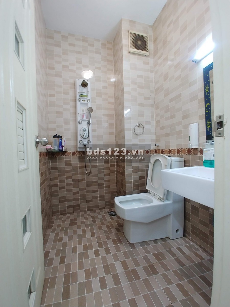 Bán nhà gần công viên Gia Định khu dân trí cao Phường 9 Phú Nhuận