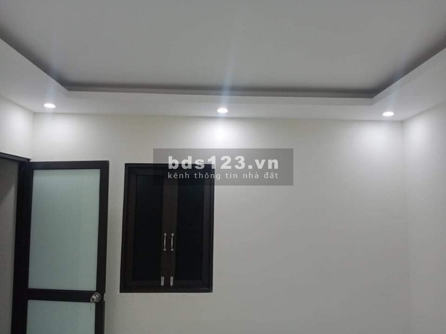 Nhà phố Trần Khát Chân diện tích 30m2 4 tầng mt 5.5m giá bán 1,95 tỷ