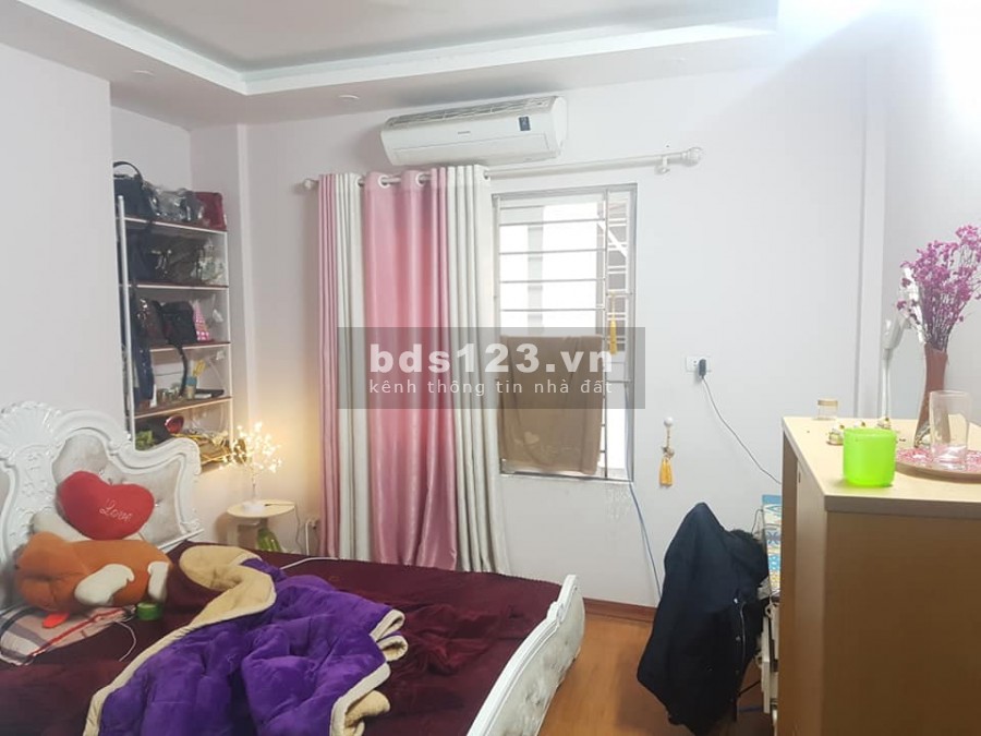 Bán nhà Phú Đô, vị trí đẹp, nhà mới xây vài năm, 33 m2, giá 2.95 tỷ.