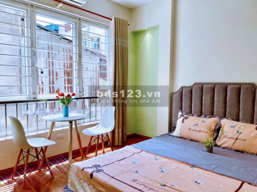 Bán nhà nguyên căn Cầu Giấy, doanh thu 45 triệu/tháng, dt 50m2, 5 tầng, giá chỉ 5.6 tỷ