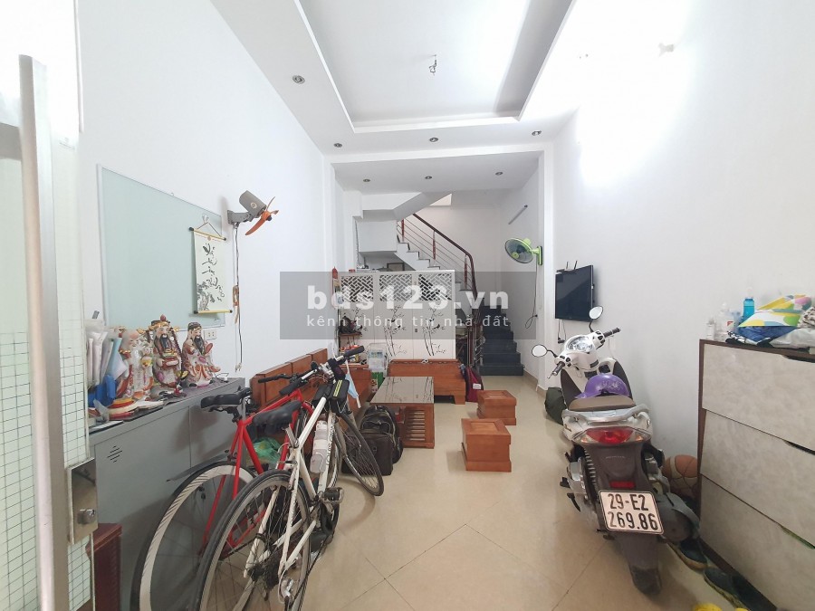 Bán nhà phố Thái Hà, Chùa Bộc, Quận Đống Đa, dt 35m2, 4 tầng, mt 3.5m, giá 3.85 tỷ