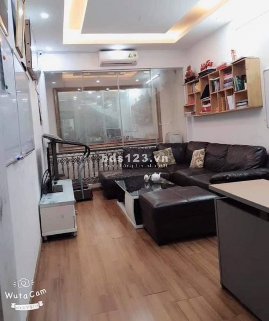 Bán Nhà Ngõ Ô Tô Hoàng Quốc Việt, Cầu Giấy, 5 tầng, dt 37m2, giá 5,2 tỉ, nhà mới xây
