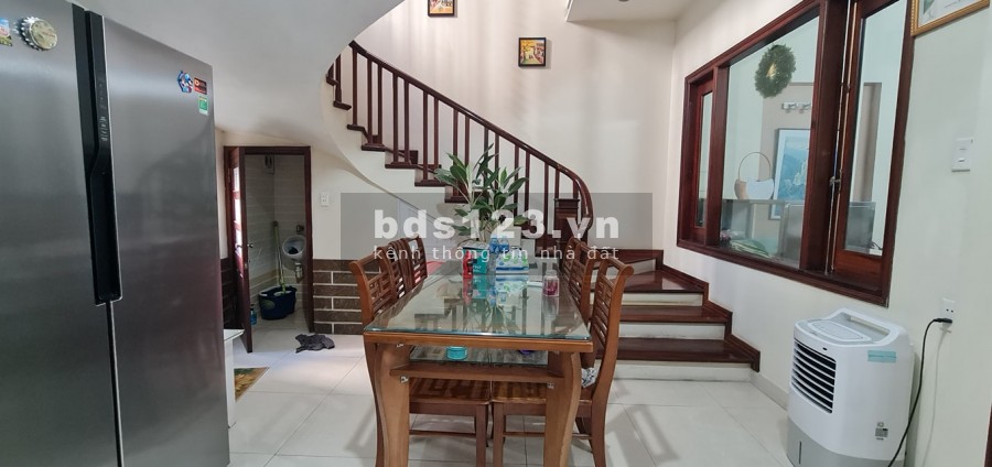 Bán nhà phân lô hàng không Nguyễn Sơn 75m, ô tô, ở luôn chỉ 7 tỷ 0888868583