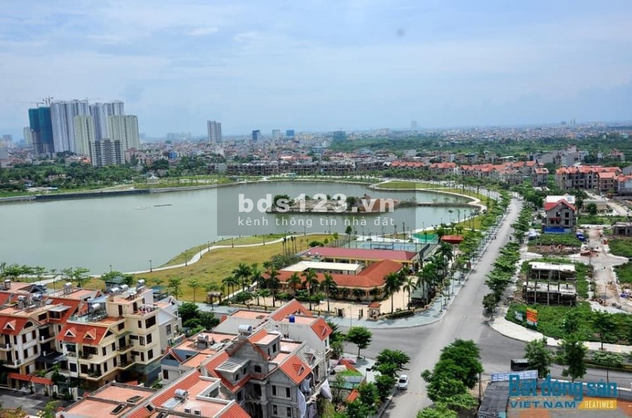 Chính chủ bán biệt thự 2 mặt tiền đường, 2 bước chân ra hồ điều hoà, an sinh tuyệt