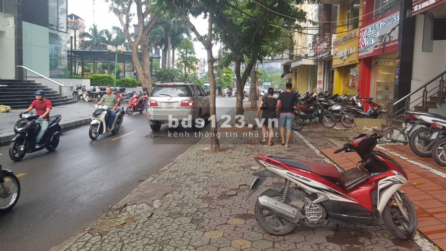 Bán nhà mặt phố Trung Kính, Trần Duy Hưng,5 tầng, DT 63m2, kinh doanh đỉnh, giá 15.3 tỷ