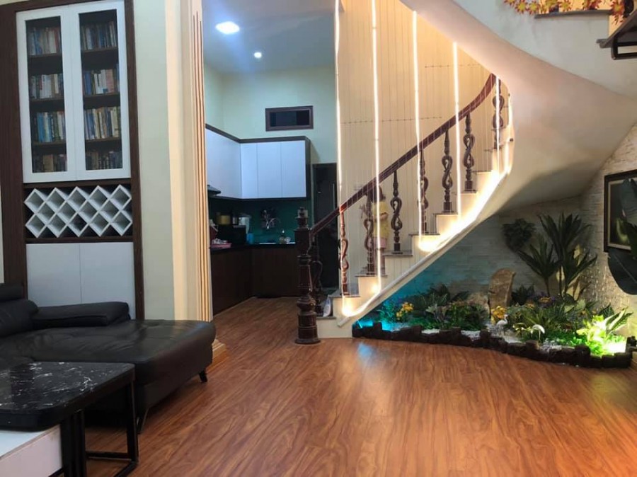 Bán Nhà Kim Giang 65m2, gần phố, diện tích rộng, nhà siêu đẹp, nội thất sịn giá nhỉnh 4 tỷ