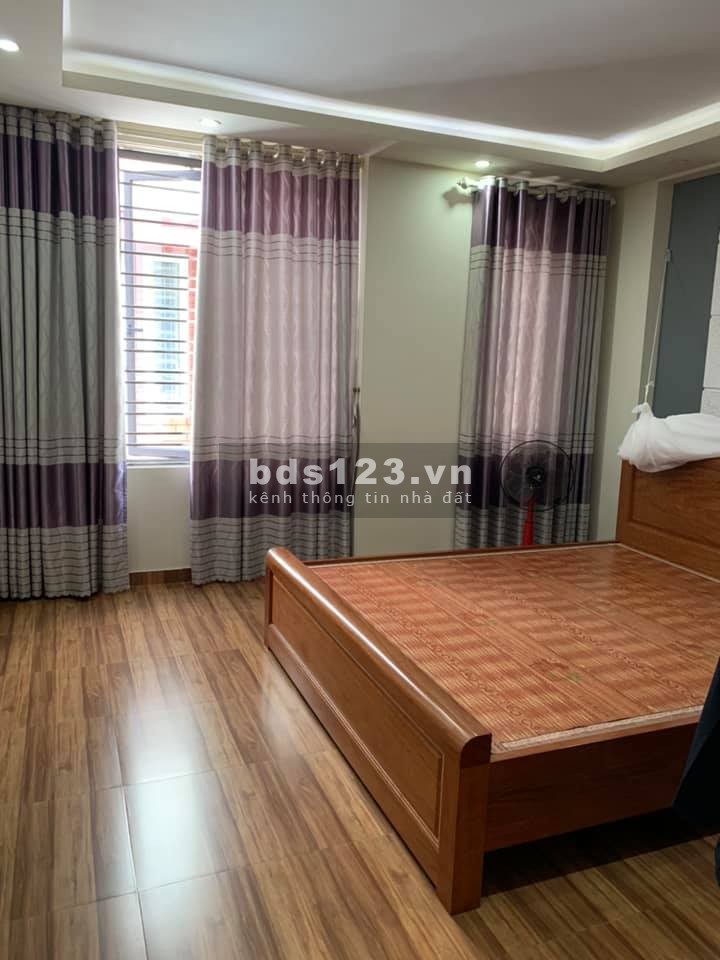 Bán gấp nhà 3,5 tầng Tại Vĩnh Niệm,đường 4m giá chỉ 2,99 tỷ Nhà đẹp, thiết kế riêng