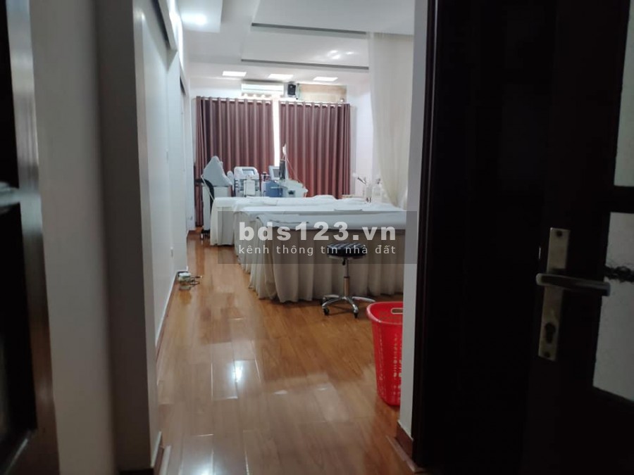 Bán mặt phố kinh doanh Trần Thái Tông, Quận Cầu Giấy, 5 tầng, giá 19 tỷ