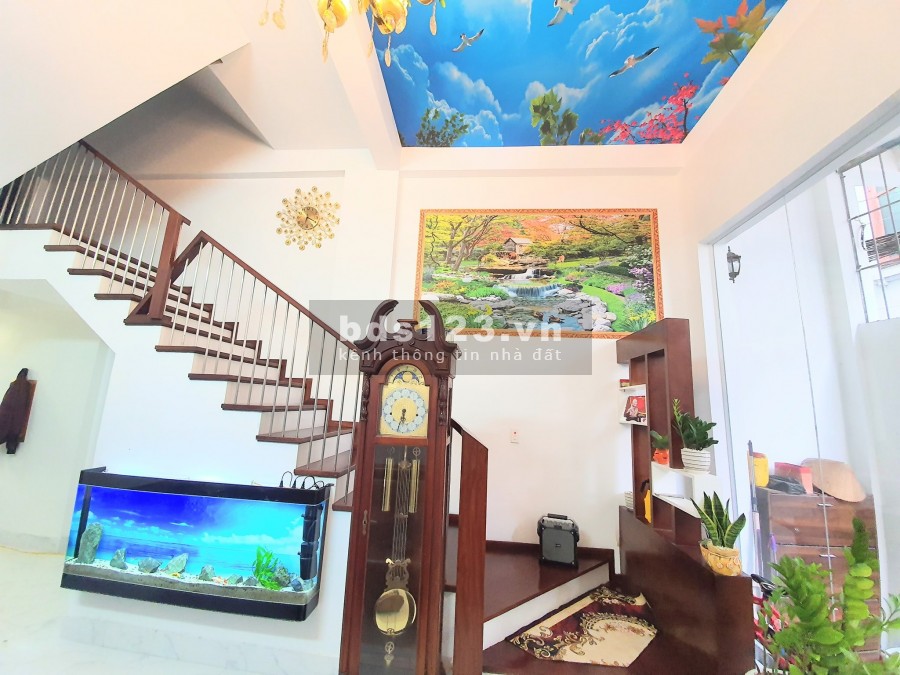 Bán gấp nhà Định Công ô tô đỗ cửa, 4 tầng dt 65m2, giá mùa covid 4 tỷ 2