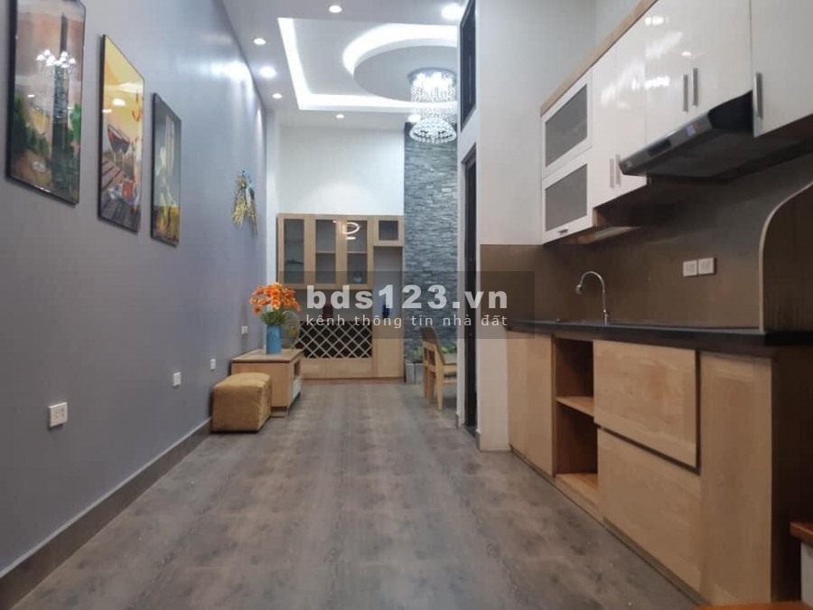 Bán nhà nguyên căn ở ngay, thiết kế đẹp bao sang, liên hệ 0981901069, nhỉnh 3 tỷ