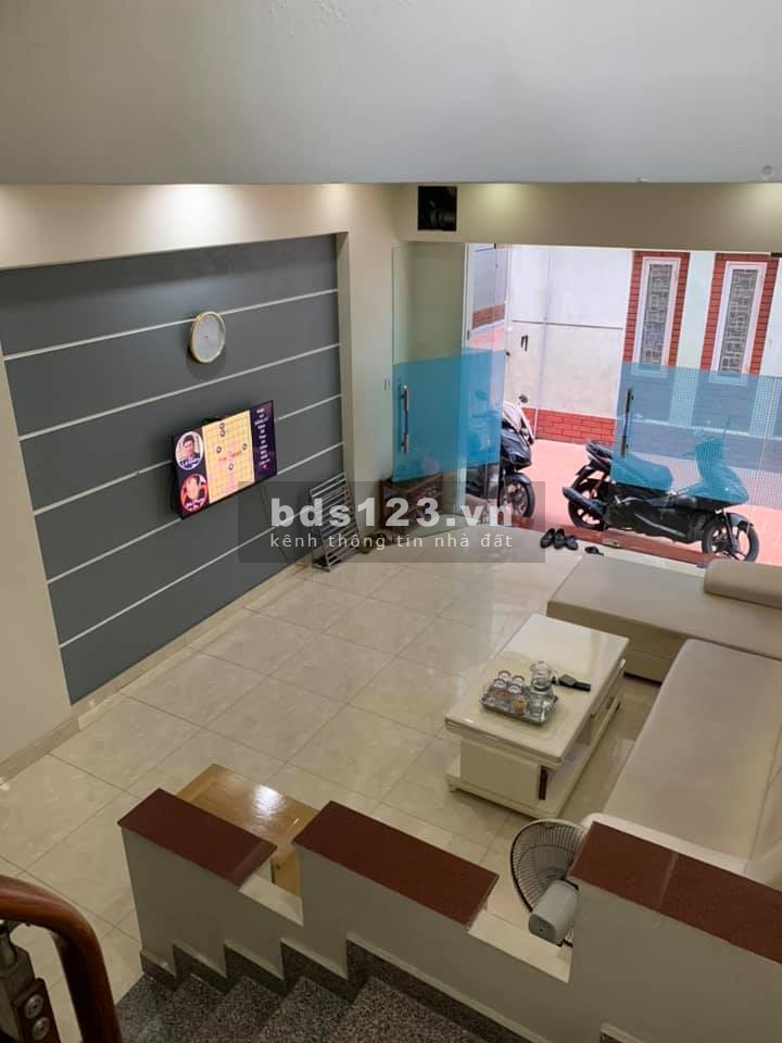 Bán gấp nhà 3,5 tầng Tại Vĩnh Niệm,đường 4m giá chỉ 2,99 tỷ Nhà đẹp, thiết kế riêng