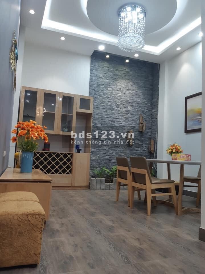 Bán nhà nguyên căn ở ngay, thiết kế đẹp bao sang, liên hệ 0981901069, nhỉnh 3 tỷ