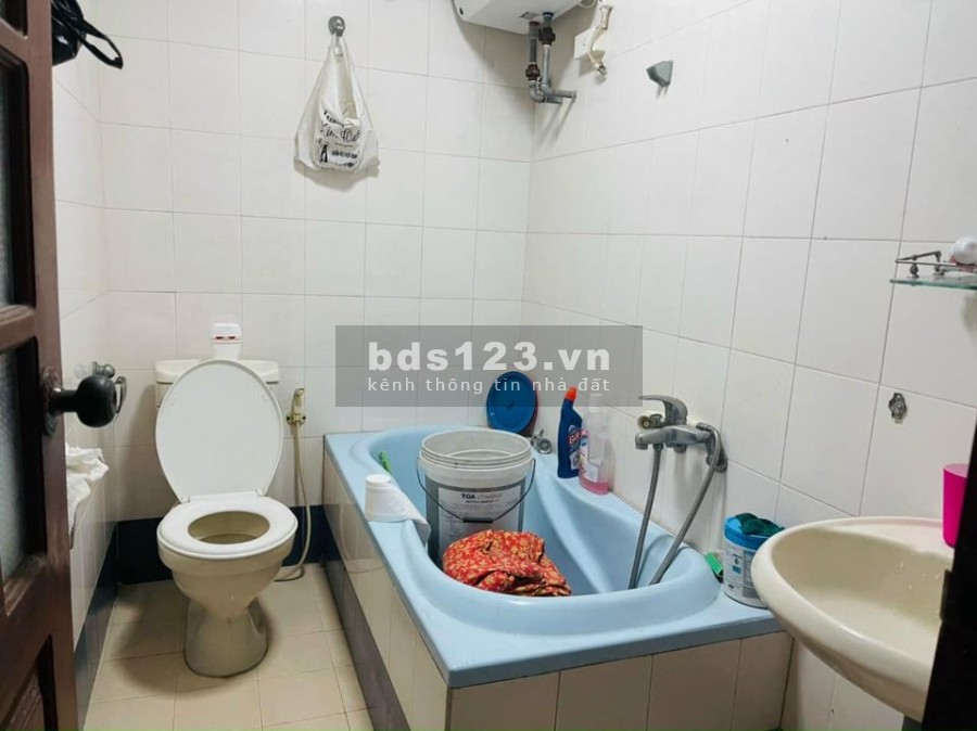 Bán nhà khu nhà thi đấu thành phố Hải Dương, diện tích gần 80m mặt tiền 4m