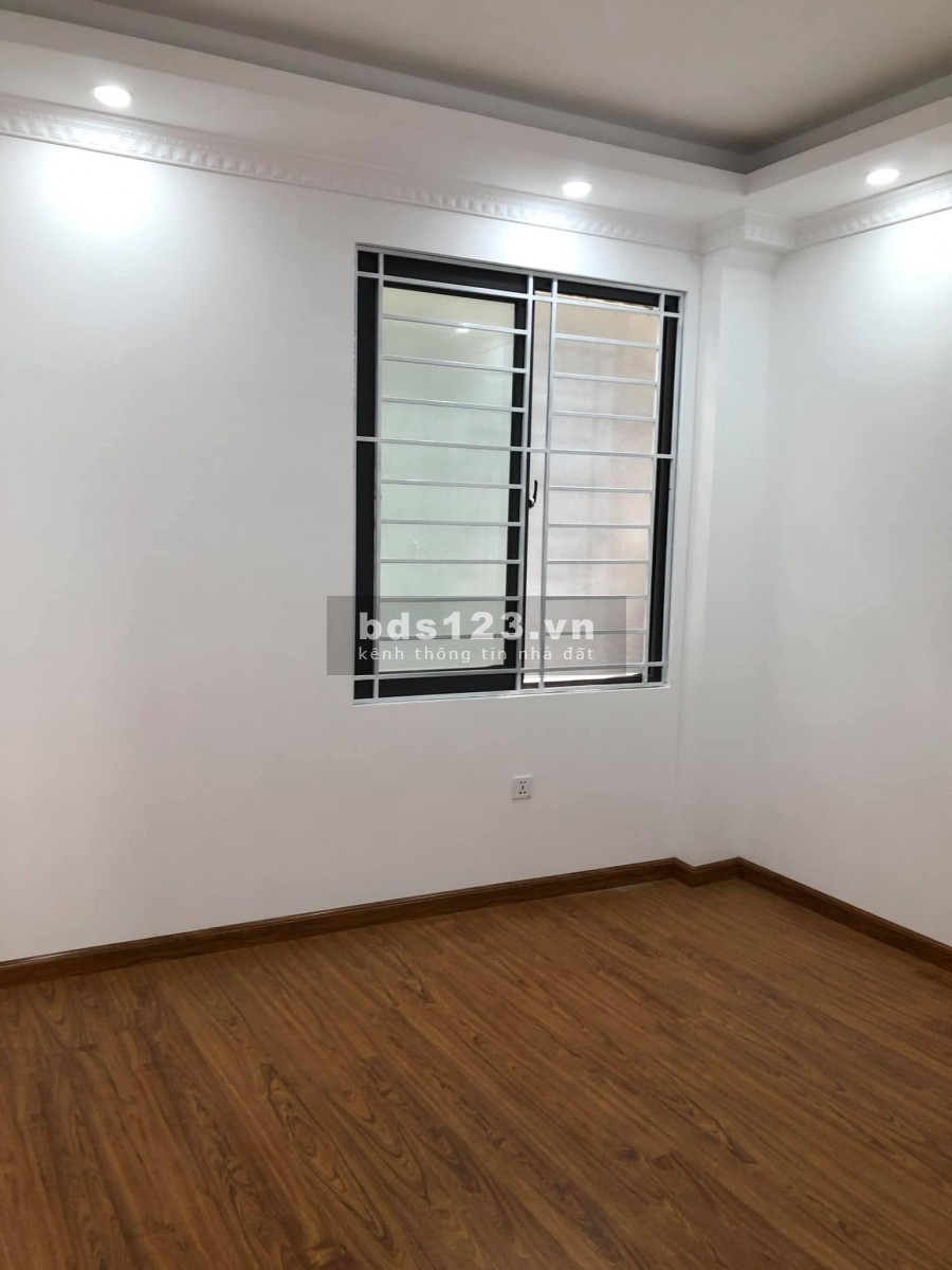 Nhà mới xây 5 tầng ngõ 208 Thụy Khuê dt 54m2 mt 4m giá 7,5 tỷ lh 0392969999