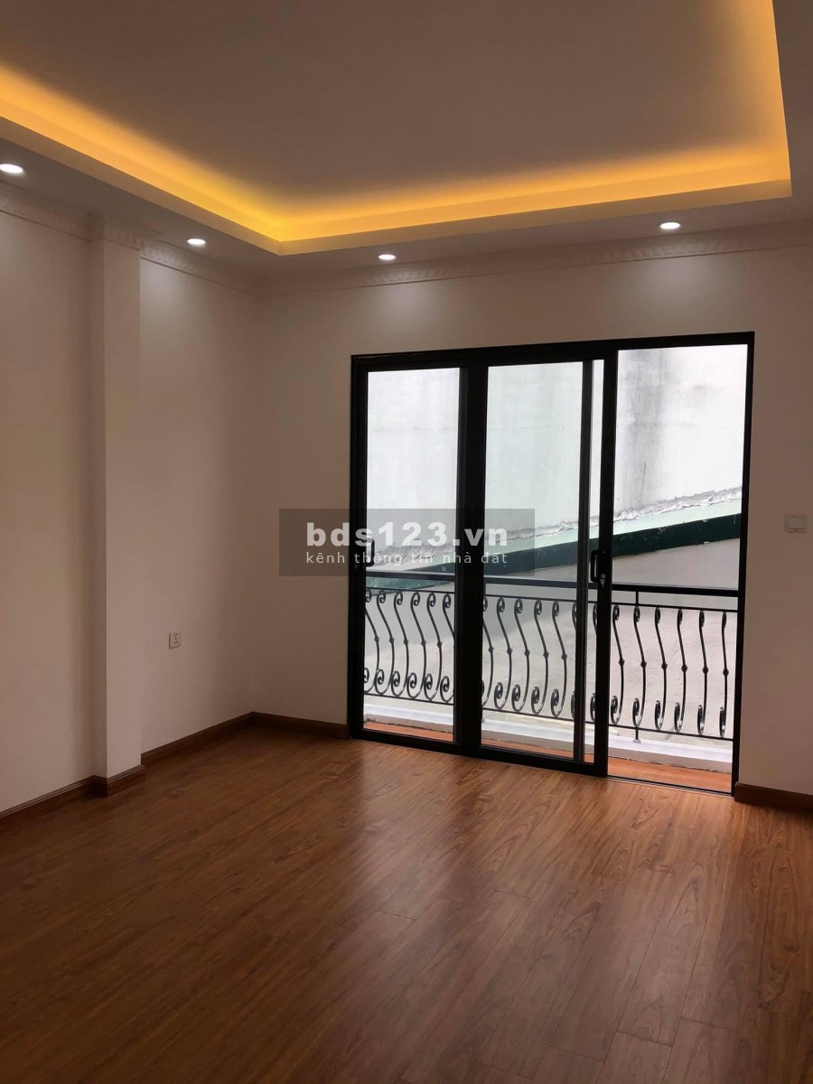 Nhà mới xây 5 tầng ngõ 208 Thụy Khuê dt 54m2 mt 4m giá 7,5 tỷ lh 0392969999