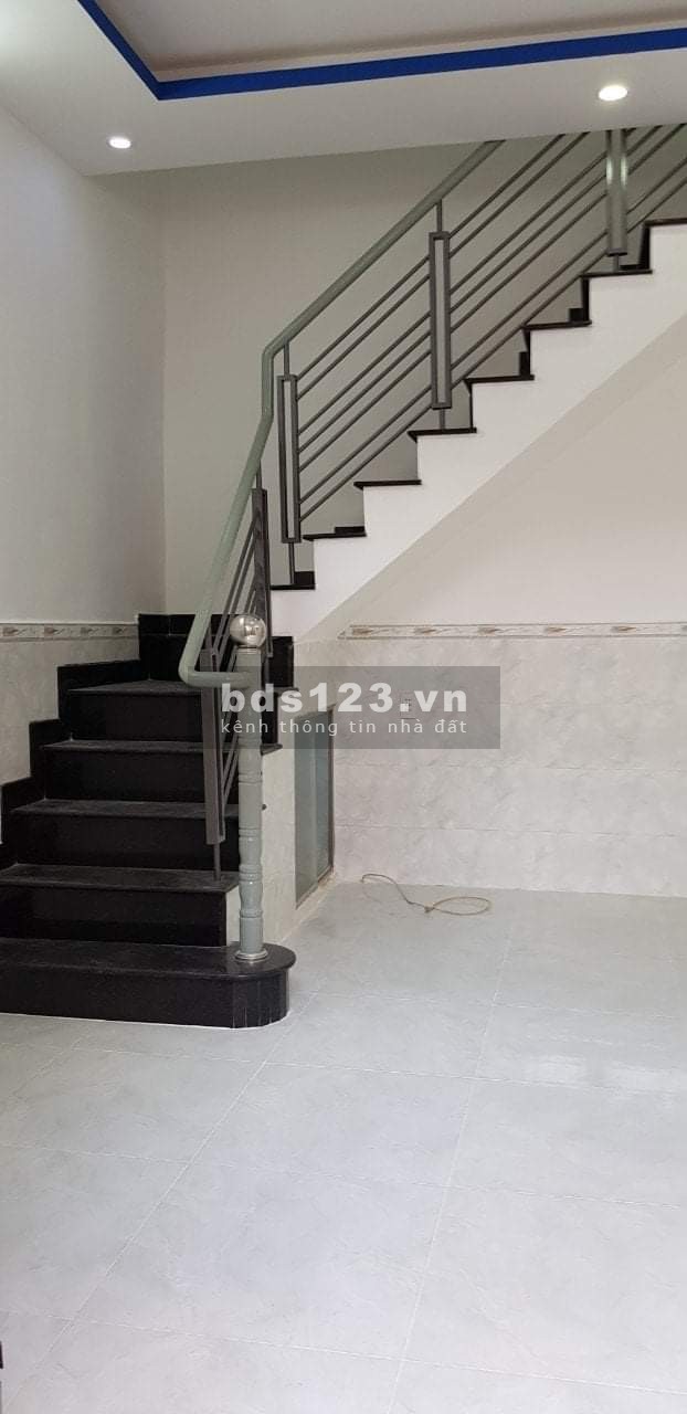 Chỉ với 3.4 tỷ sở hữu ngay nhà Trương Đăng Quế, dt 45m2 (4.5x10m), 2 tầng đúc