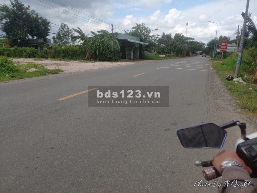 Bán lô góc 544m2 đất ở mặt tiền Phước Tân gần vòng xoay Tân Hưng, vị trí đẹp