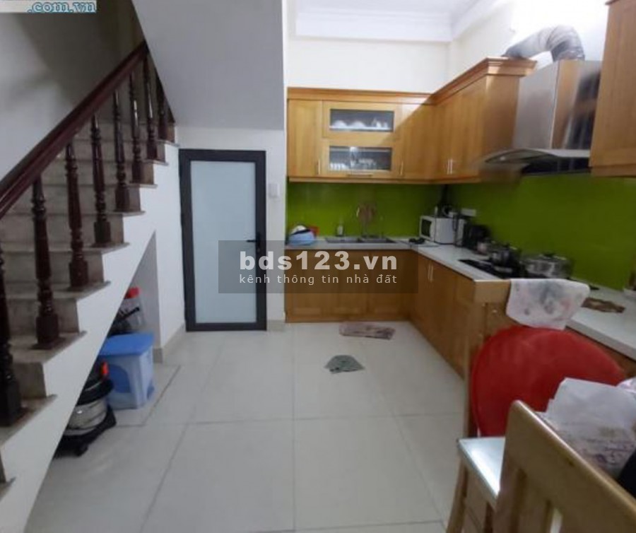 Chính Chủ Bán Nhà Hoàng Quốc Việt, Cầu Giấy, 5 tầng, dt 36m2, 5 tỉ Khu Quân Đội
