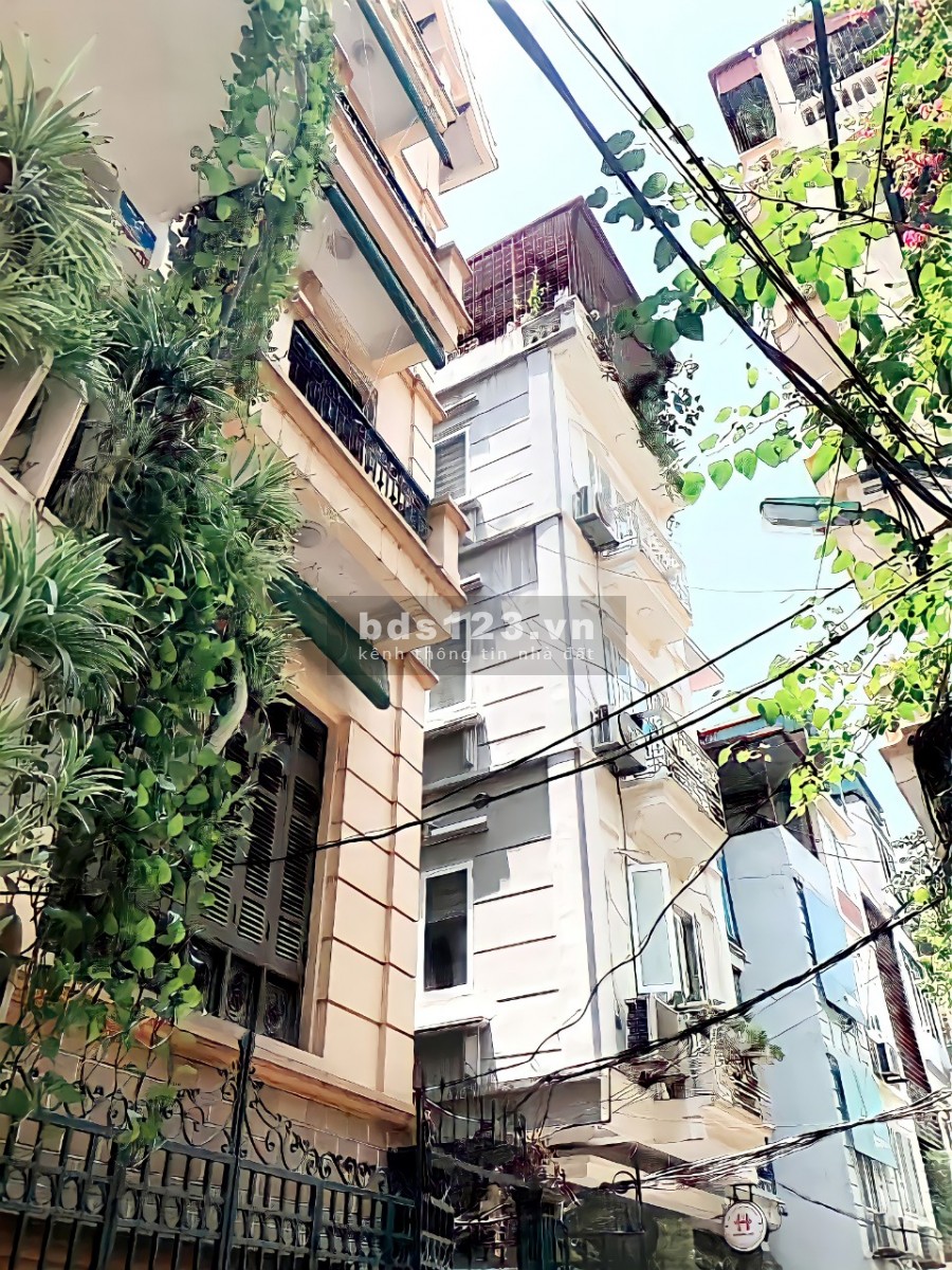 Bán nhà nguyên căn Đê La Thành diện tích 79m2 MT 7m ngõ oto kinh doanh văn phòng