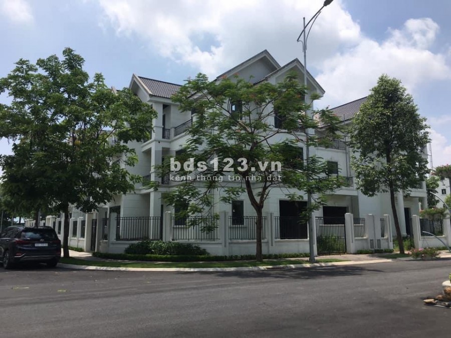 Cần bán vài lô ngoại giao vị trí B3 kđt Times garden Vĩnh Yên lh 0965361597