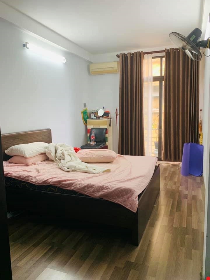 Trung Tâm Hai Bà Trưng, Ngõ Thông kinh doanh nhỏ, dt 34m2, 5 tầng, giá 4.65 Tỷ