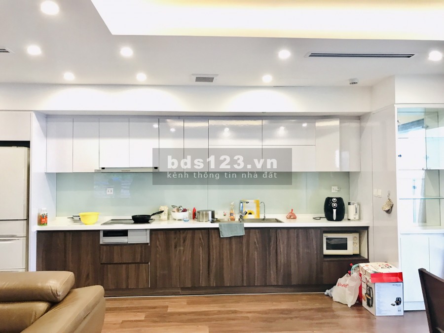 Căn góc 2 mặt, ban công Đông Nam 4PN-135m2 giá 5 tỷ tại Imperia Garden