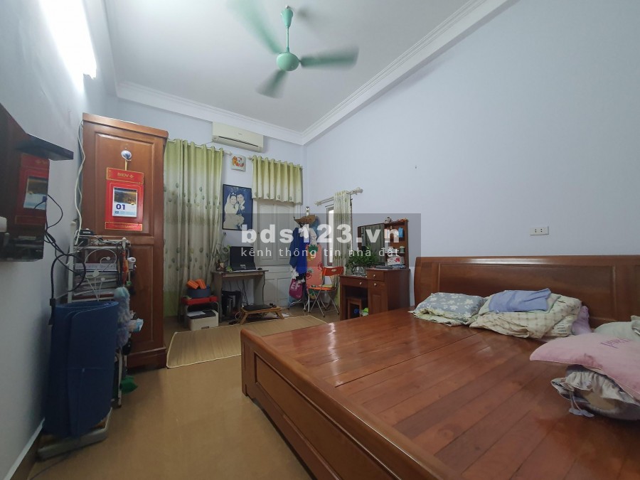 Bán nhà phố Thái Hà, Chùa Bộc, Quận Đống Đa, dt 35m2, 4 tầng, mt 3.5m, giá 3.85 tỷ