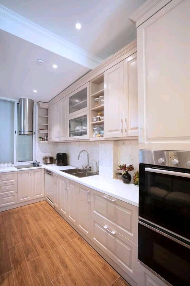 Giá bán chỉ 3.1 tỷ, nhà mới thiết kế 4 ngủ đủ công năng, dt 42m2, tại phố Vĩnh Hưng