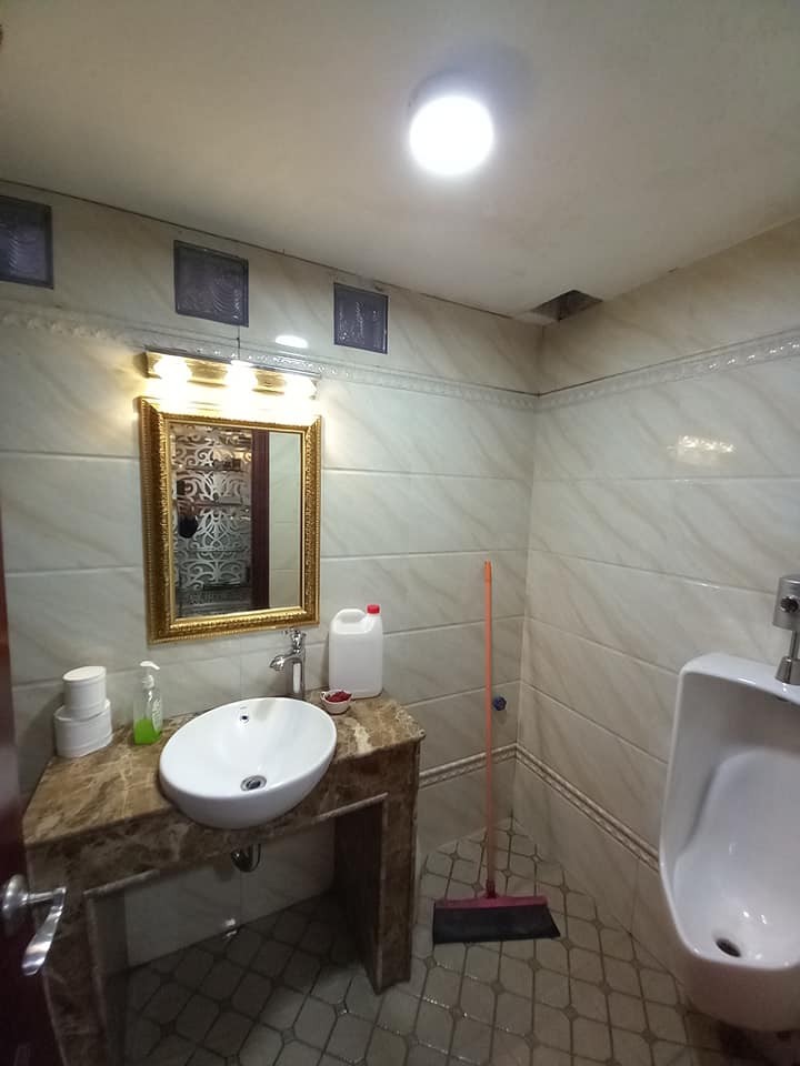 Bán biệt thự liền kế ở Lê Văn Lương 6 tầng, liên hệ 0939.286.833, diện tích 79m2