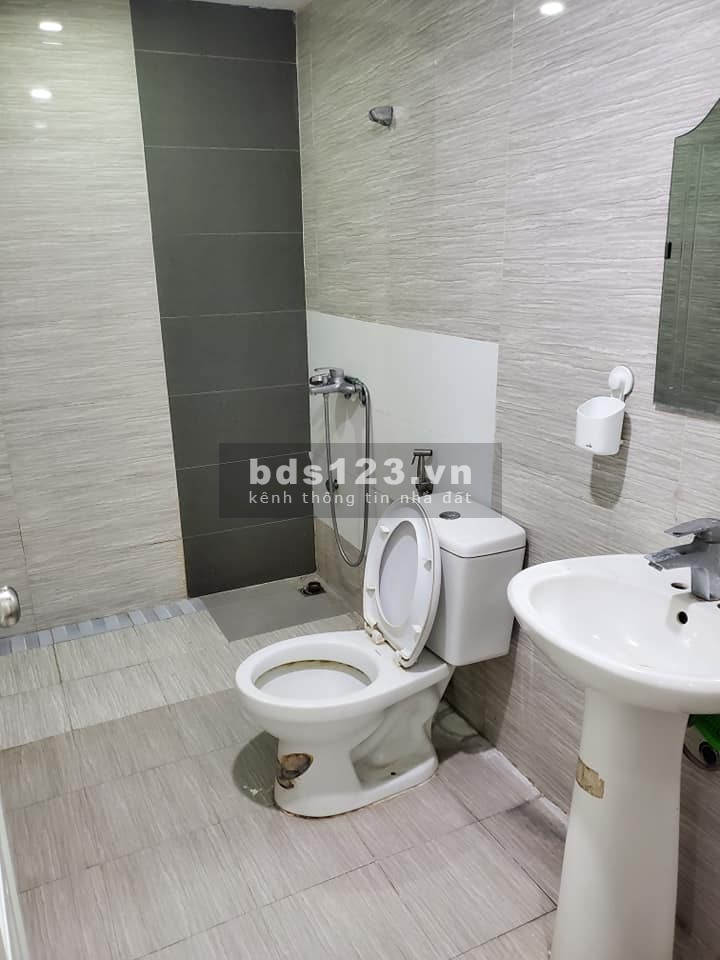 Siêu đẹp nhà phố Nguyễn Khánh Toàn, Cầu Giấy, 2 mặt thoáng, ngõ rộng thông giá 5.6 tỷ