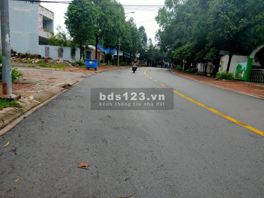 Bán gấp đất diện tích 75m2 thổ cư Thới Hoà Bến Cát chỉ 7xx, bao công chứng