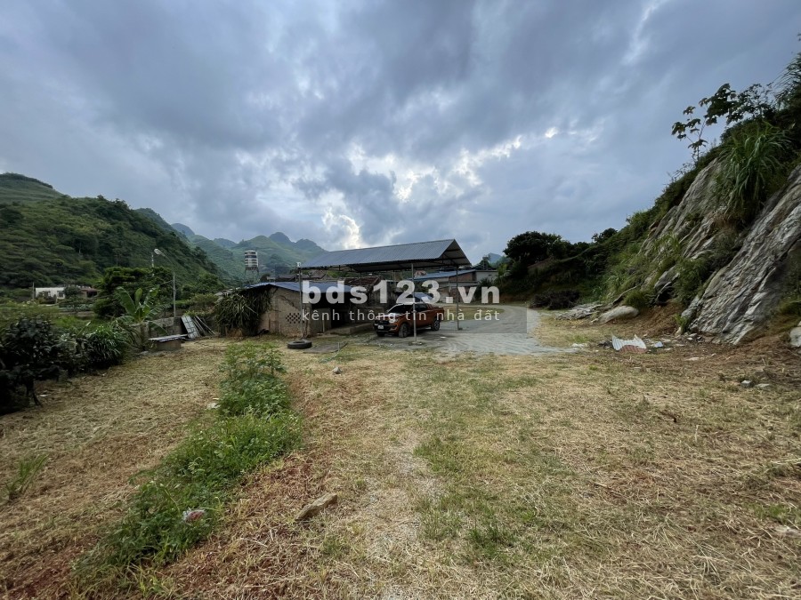 Bán ĐẤT VIEW ĐỒI tại Mộc Châu 6800m2 view 360 độ cực đẹp. Liên hệ 0822356688