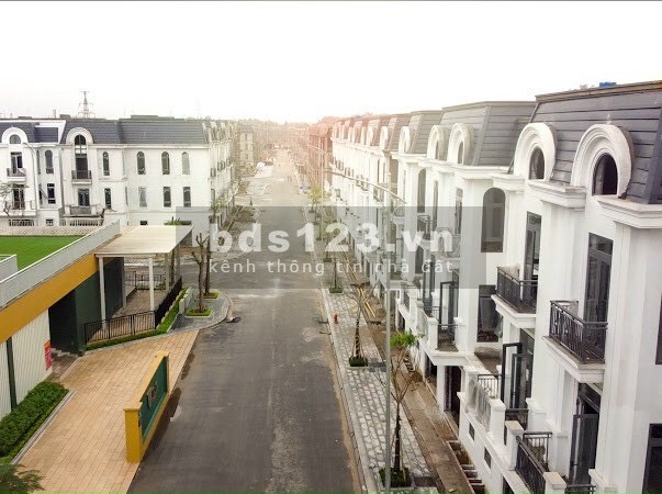 Mua ngay Liền kề Khu đô thị Crown Villas chiết khấu lên tới 10% cùng rất nhiều phần quà hấp dẫn khác