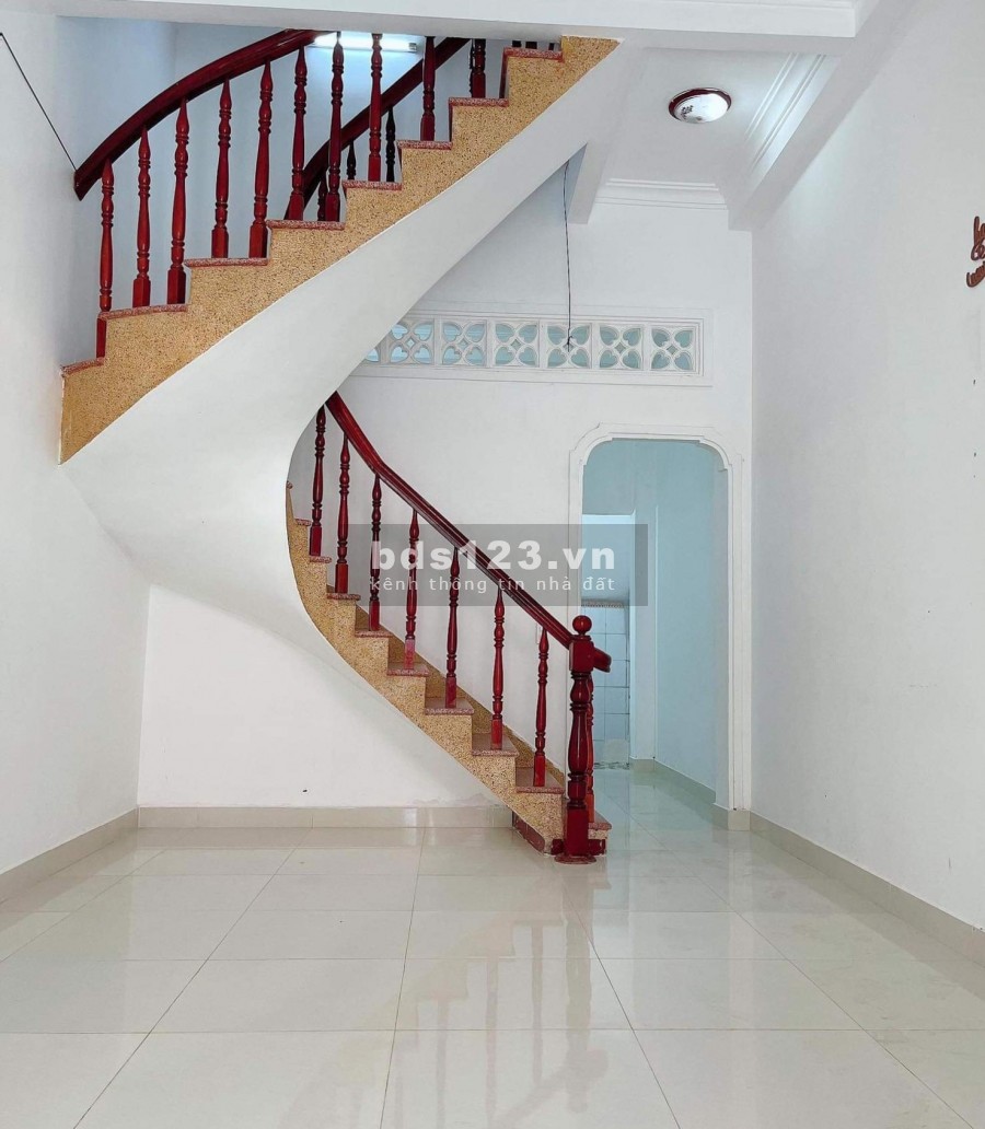 Bán nhà hẻm xe hơi sát MT Nguyễn Văn Khối, Gò Vấp, dt 43m2 giá tốt 4.1 tỷ
