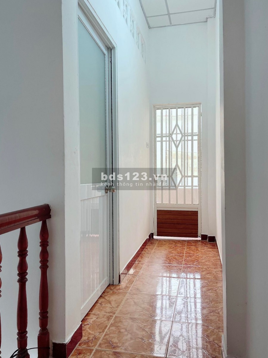 Bán nhà hẻm xe hơi sát MT Nguyễn Văn Khối, Gò Vấp, dt 43m2 giá tốt 4.1 tỷ