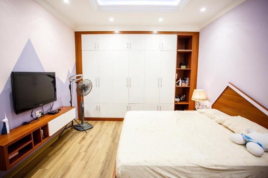 Bán nhà Cầu Giấy, ô tô, 5 tầng diện tích sử dụng 48m2, giá 4.75 tỷ, LH: 0984312088