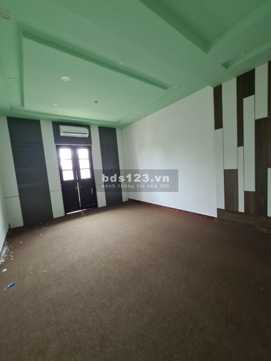 Cho thuê nhà Phố Trung Kính, Cầu Giấy: DT80m2x 4tầng, MT4.5m, giá 23tr
