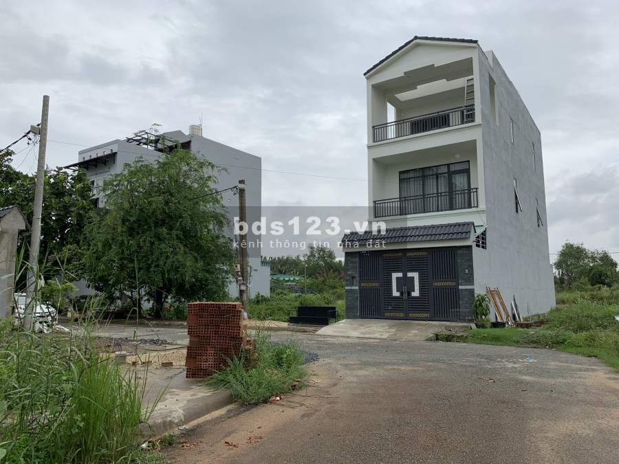 Chuyên mua bán đất nền dự cty Đông Dương, Phú Hữu, Bưng Ông Thoàn, Quận 9, giá rẻ tháng 7/2021