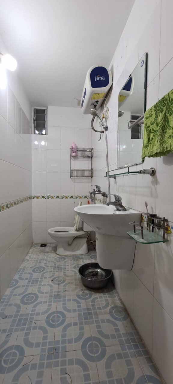 Bán Nhà Đào Tấn Quận Ba Đình, diện tích sử dụng 30m2, giá 2.55 tỷ sổ đẹp, lhcc