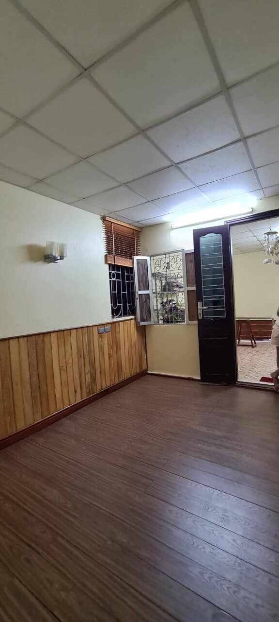 Bán Nhà Đào Tấn Quận Ba Đình, diện tích sử dụng 30m2, giá 2.55 tỷ sổ đẹp, lhcc