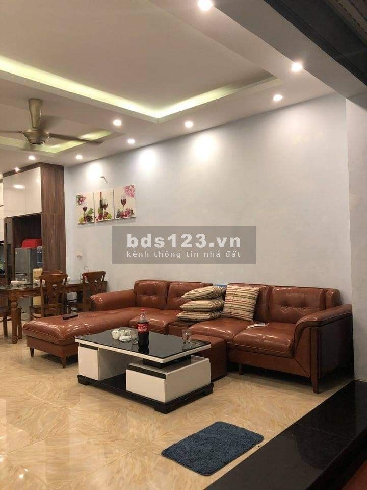 Nhà Trần cung, diện tích 47m, 5 tầng, mặt tiền 4,5m. Ở liền, gia chủ sẵn sàng giao dịch