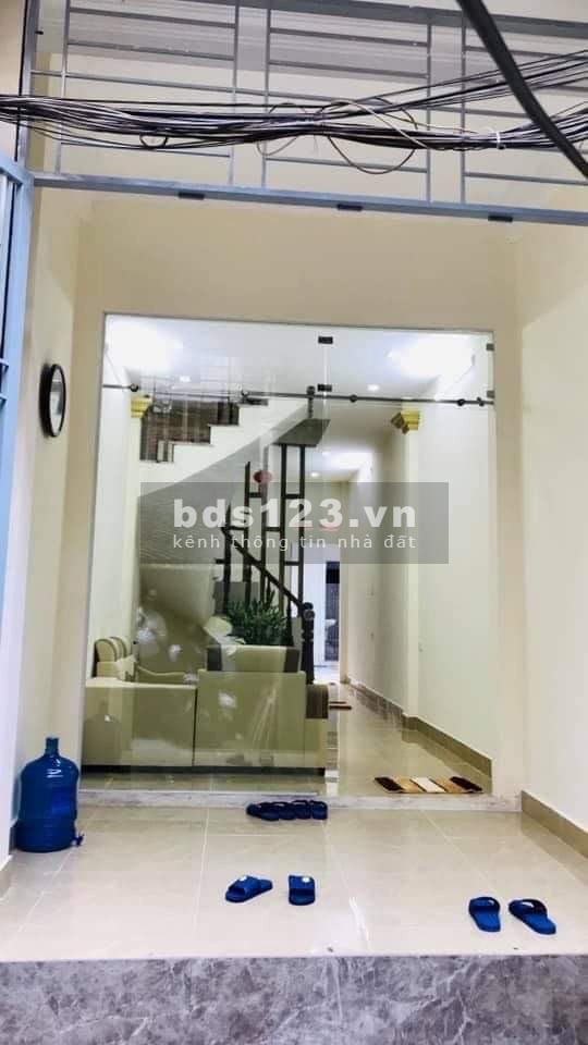 Bán nhà đường Yên Hoà, trung tâm Cầu Giấy, nhà đẹp ở luôn, giá bán 4.2 tỷ, lhcc