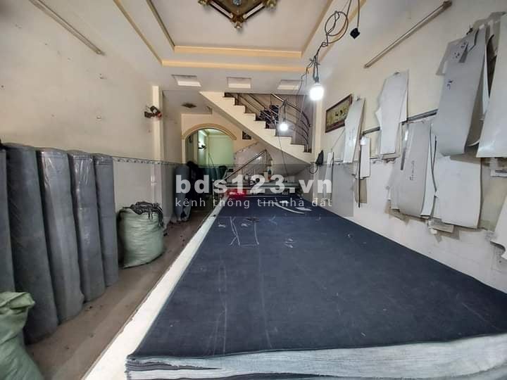 Nhà Bán diện tích sử dụng 100m2 sát Bàu Cát, Tân Bình, 2 tầng giá chỉ 7.35 tỷ