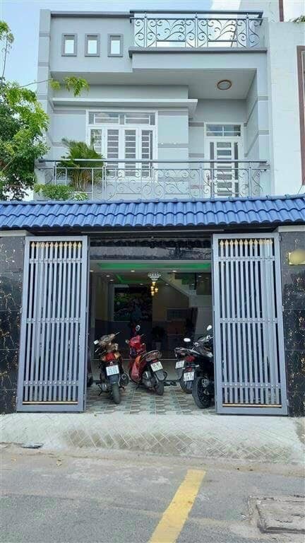 Cần bán nhà MT hẻm Lê Quang Định, F1, GV, dt 42m2, 3 tấm, 3PN, giá mềm