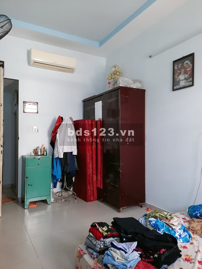 Nhà 1 Trệt 2 Lầu Đường Bình Long, Quận Tân Phú, giá chỉ nhỉnh 2 tỷ