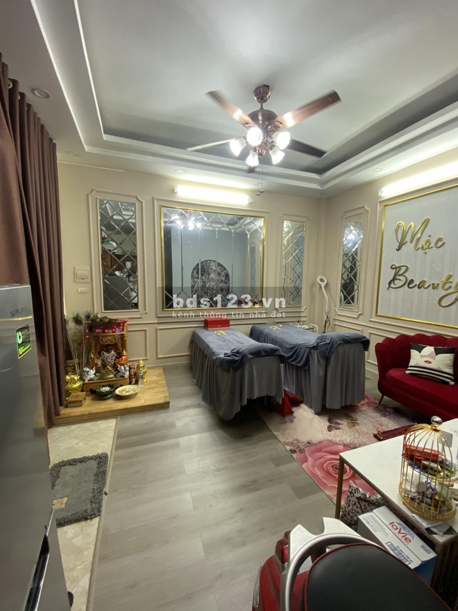 Bán nhà nguyên căn Kim Ngưu, ô tô đỗ cửa kinh doanh dt 35m2, chỉ 4 tỷ